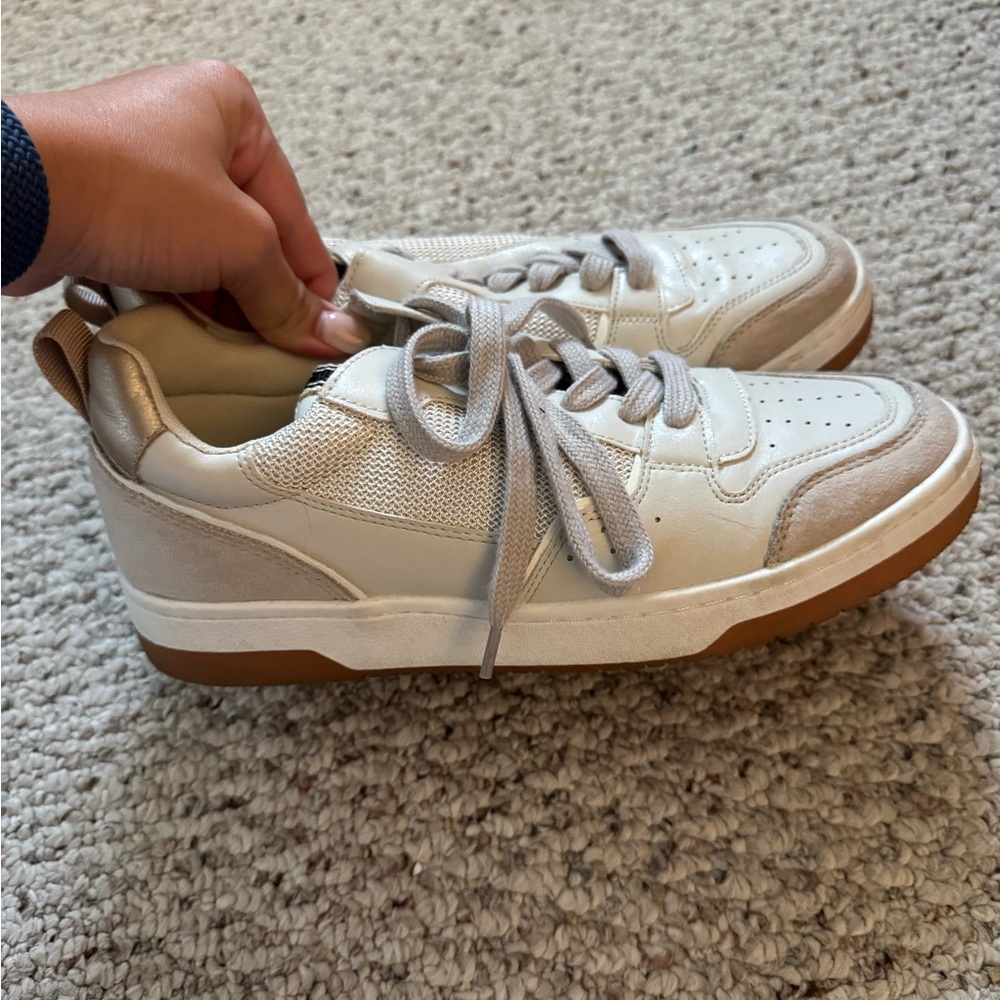 ShuShop Sneakers